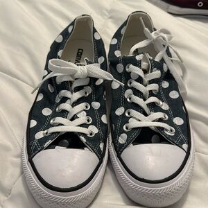 Women’s size 9 Blue Jean Polka Dot Converse
